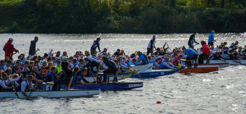 Drachenboote am Start<br />